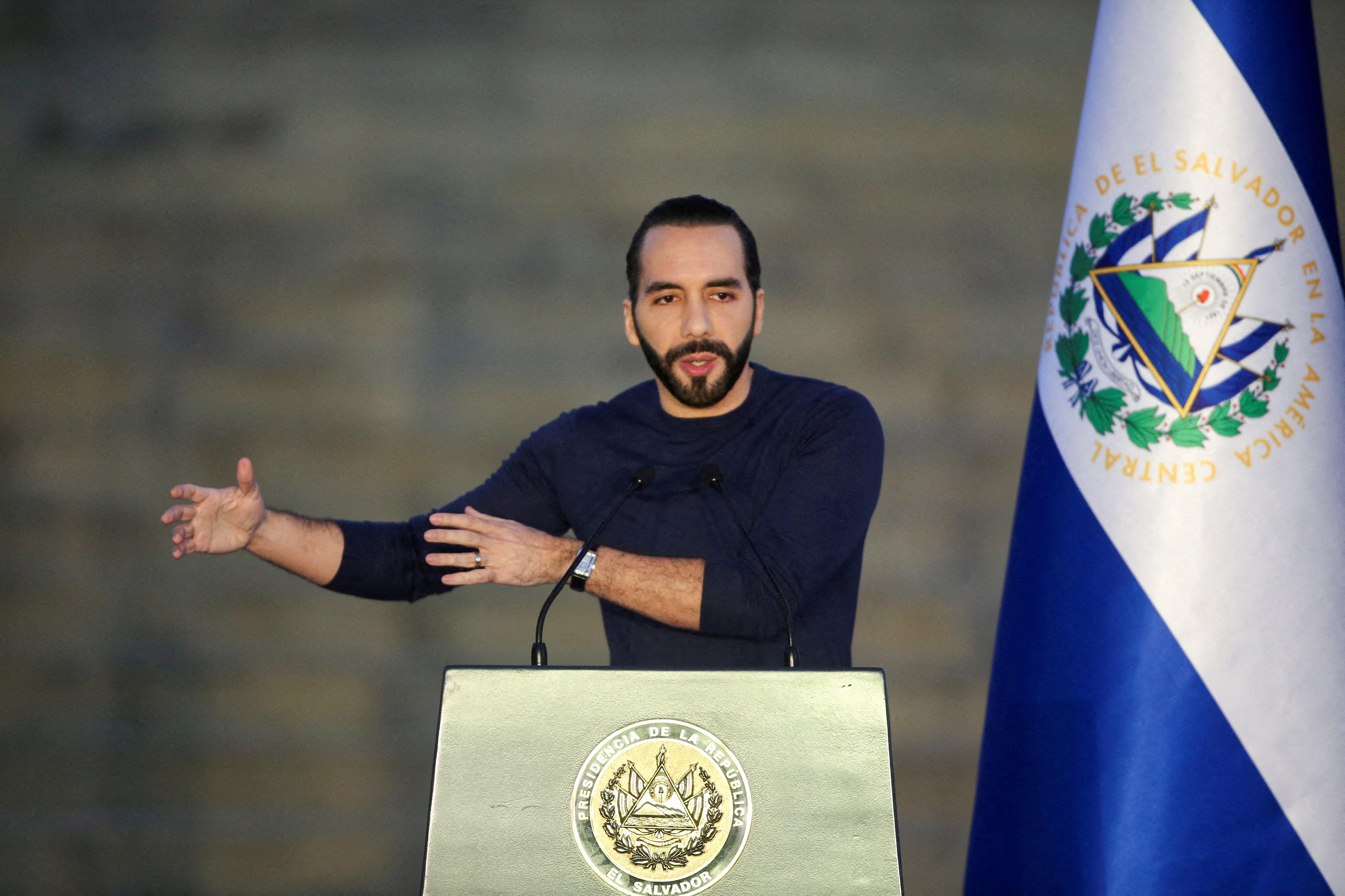 El Salvador Agrees to Halt Public Bitcoin Accumulation as Part of /uploadfile/coin/2025/0305/1sd111s8s9a6s8sdc1601s.jpg.4 Billion IMF Loan Deal